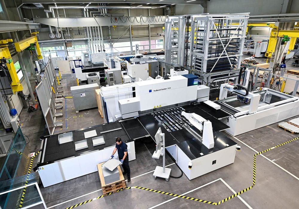 TRUMPF-Interlink-TruBend-7030-1
