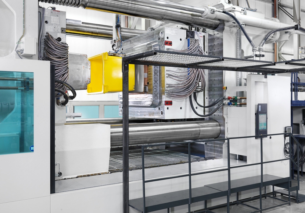 Plastics KraussMaffei-Injection Moulding-MXH-5500-75000-75000 Clamping Wheelie bins