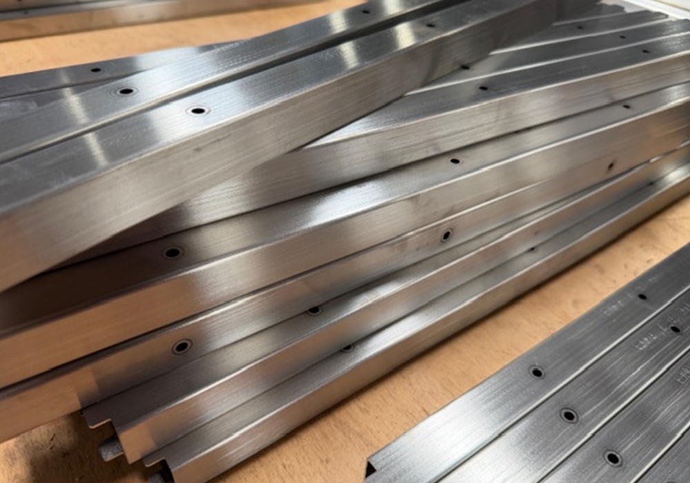 Sheet-Metal-Manu-TRUMPF-DSM-tube-Laser-7000