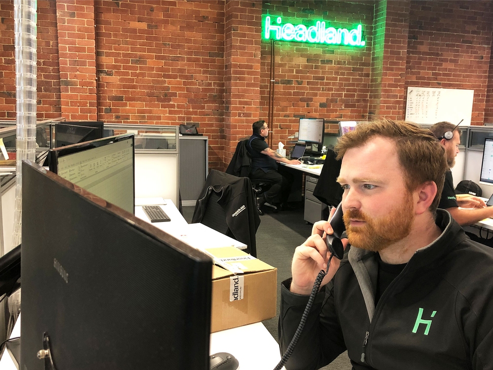 Headland Service phone support