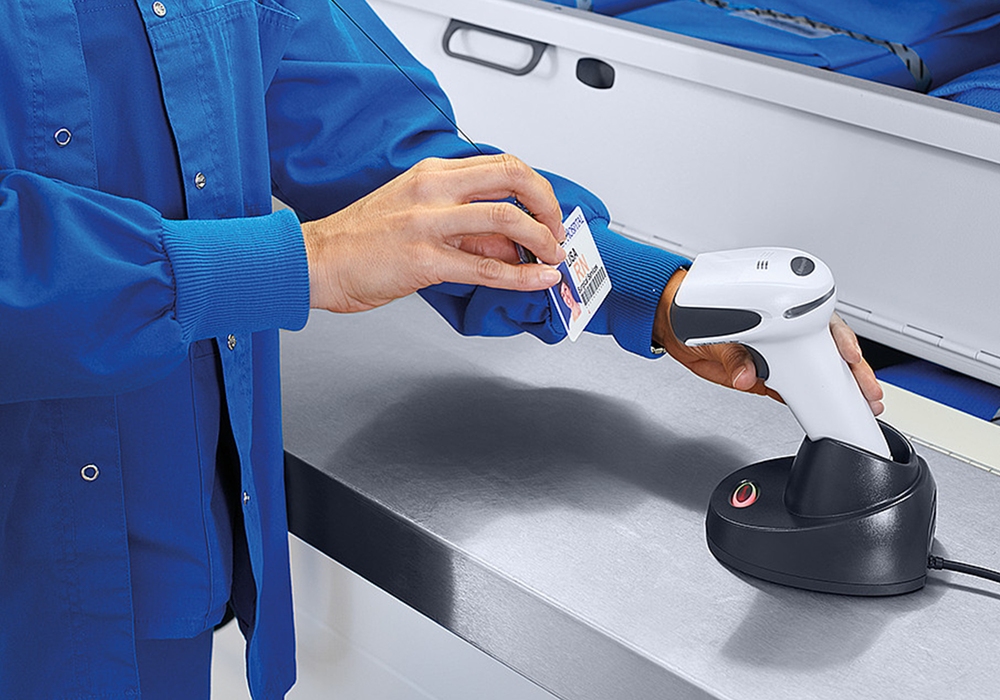 Hanel Storage solutions Rotomat for the health sector and medical industry scanning organising
