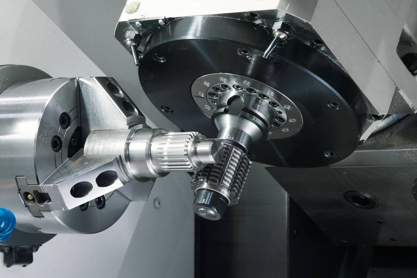 Nakamura’s Innovative Flex Arm Attachment – Automate Even Small Runs