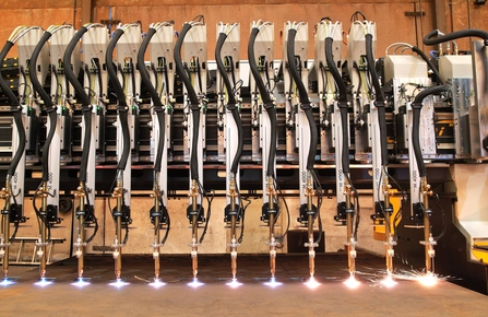 Steel service centre boosted its steel-cutting output by reducing delivery times while increasing capacity with the TECOI TEKNOS