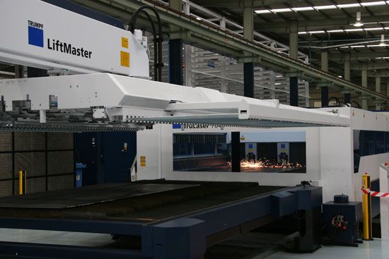 Automated storage systems for sheet material, long-span goods. STOPA Tower Eco Plus through to the STOPA Universal range.