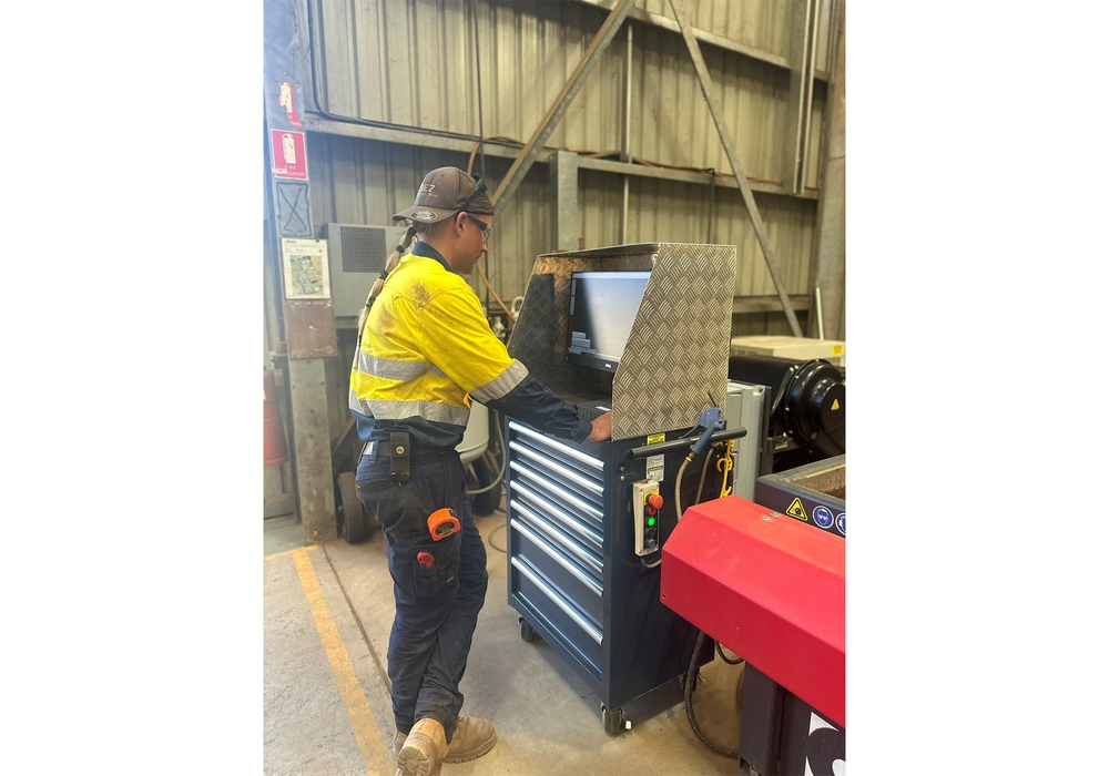 BEZ Engineering OMAX Maxiem 1530