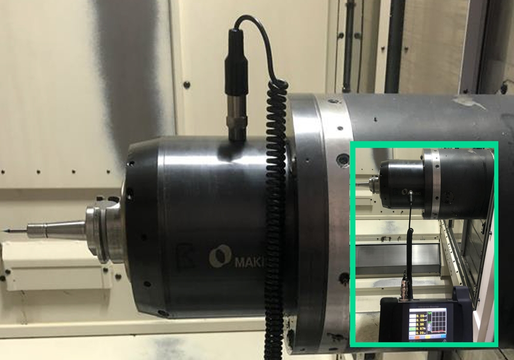 CNC Spindle with vibration tool